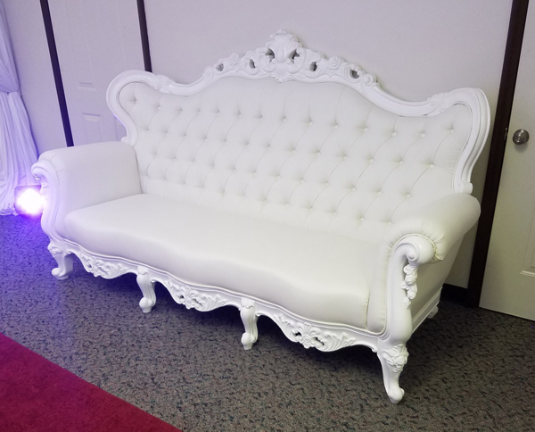 white_victorian_couch_rentals