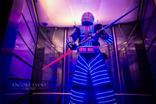 led_robot_raves_pic