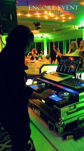 leesa_dj_lighting