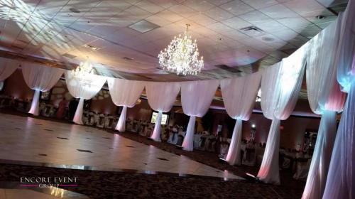 michigan_uplighting_arch_draping