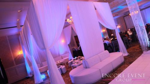 uplighting_example_wedding_lounge_decor