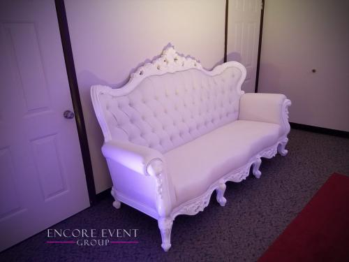 victorian_couch_rental