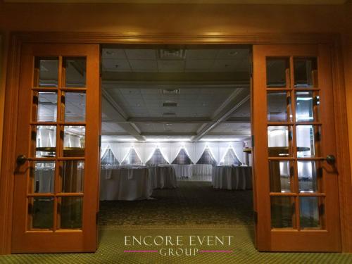 wall_wedding_reception_drapery_in_michigan