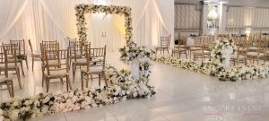 wedding_ceremoy_flower_arch