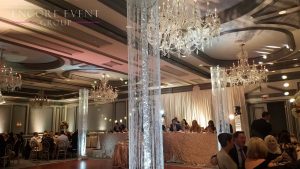 crystal_chanderliers_in_ballroom