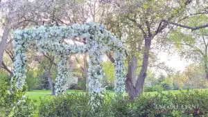flower arch chuppah2 min flower arch chuppah2 min