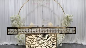 gold_sweet_heart_table_rental-min