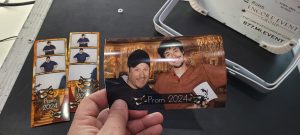 southern_iniana_prom_photo_booth-min