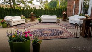chaise_couches_outside_for_backyard_party-min