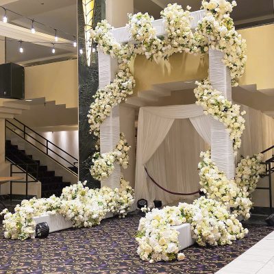 Custom truss structures supporting intelligent wedding lighting