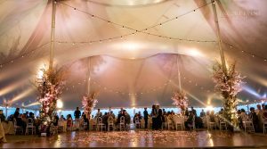 louisville_kentucky_wedding_in_tent_with_lighting-min