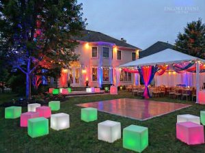 multi_colored_glow_cubes_outdoor_uplighting-min