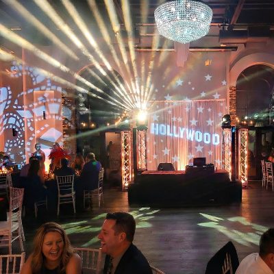 Uplights and intelligent movers enhancing breakup patterns