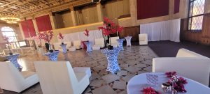 white_leather_couches_setup_at_sweet_16-min